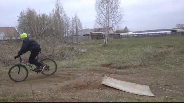 Трюки для начинающих на велосипеде смотреть онлайн
