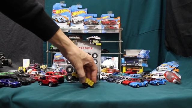 Обновка.1:64 Wheel & Tire Packs GREENLIGHT Series 1 Kings of Crunch Firestone смотреть онлайн