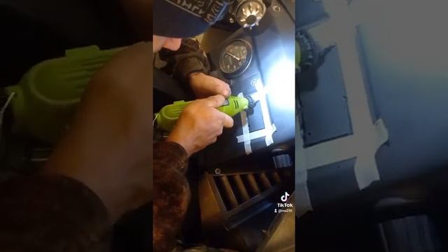 Устанавливаем датчик тепла на снегоход Тайга смотреть онлайн