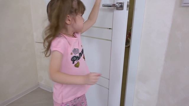 Eva Play Makeup for little princess смотреть онлайн