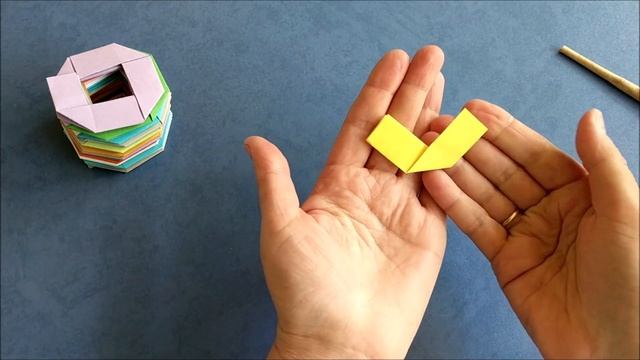 Слинки из бумаги. Пружинка оригами своими руками. How to make a paper Slinky смотреть онлайн