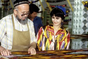 АЗИЗ ВАҲОБОВ ВА НИГИНА РАУФОВА - БИЁ, АЙ НУРИ ДИДА