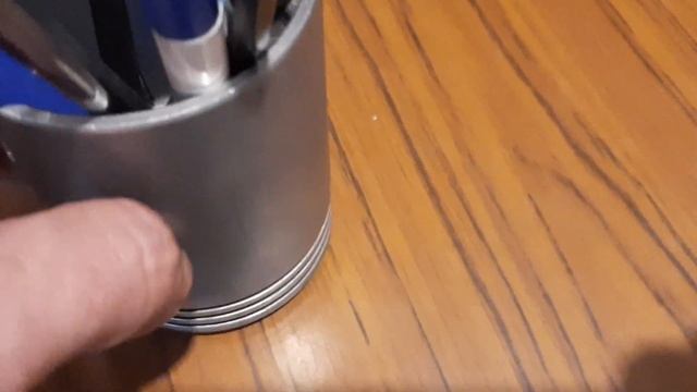 Подставка для авторучек из старого мотоциклетного поршня. смотреть онлайн