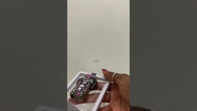 kuromi lighter with pink flames!! #shorts #kuromi #sanrio #kawaii #hellokitty смотреть онлайн