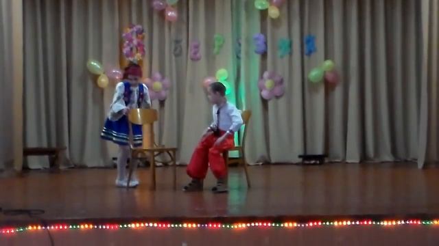 8 марта в Кременской спецшколе-интернате смотреть онлайн