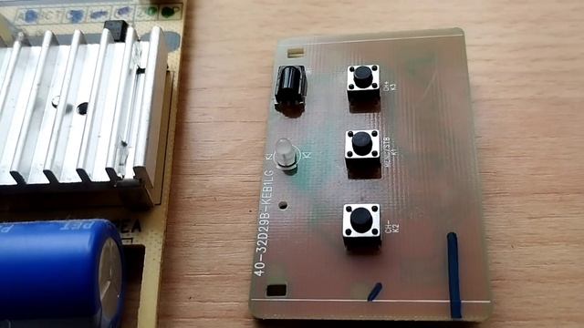 Разбор и обзор плат с телевизора THOMSON смотреть онлайн