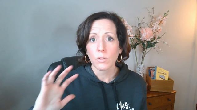 Answering Student Questions About Being a Mortician смотреть онлайн