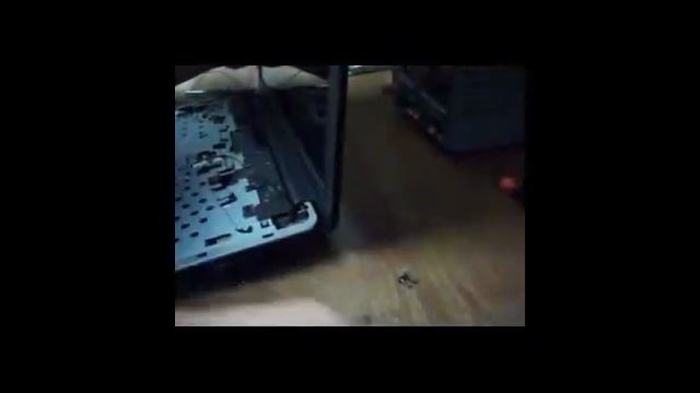 Compaq Presario CQ60-418DX Desensamble y Ensamble parte3 смотреть онлайн