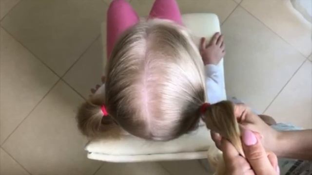 Прическа 5 МИНУТ для девочек в садик / Прическа за пять минут сердечки хвостики В школу садик