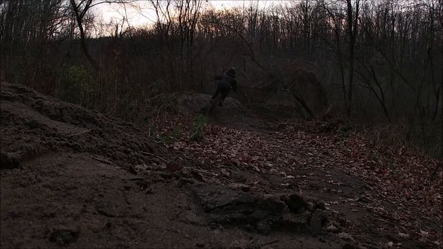 Осенью рано темнеет, а так погодка просто супер!!! смотреть онлайн