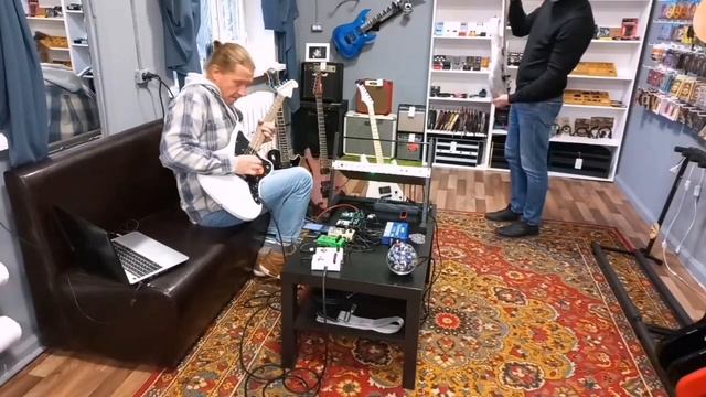 FENDER SQUIAER AFFINITI JAZZMASTER HH AWT. @ElevatedJamTracks backing track. смотреть онлайн