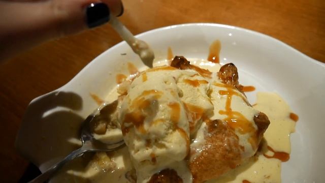 Второе Американское: Новый Год, День Рождения, каток смотреть онлайн