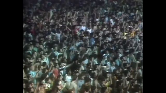 Учи английский по песням | Разбор мировых хитов Queen, The Beatles, Bon Jovi смотреть онлайн