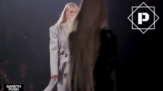 HUNTER SCHAFER | Runway Collection