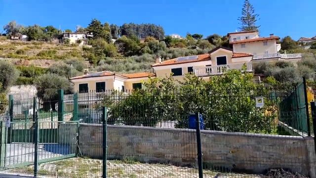 Сан Ремо Италия Лигурия апартаменты виллы у моря в тихом месте недорого купить. Европа-Хаус.mp4 смотреть онлайн