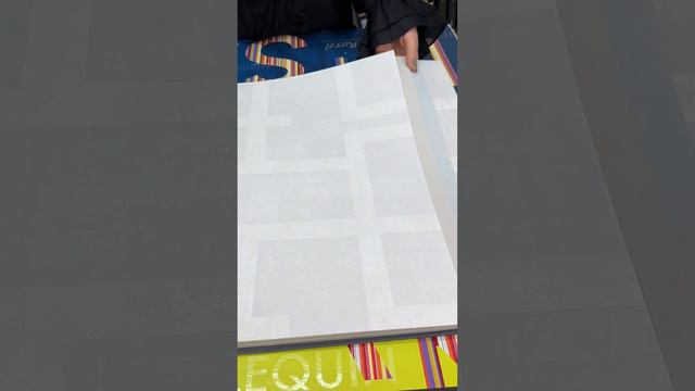 Обзор каталога обоев Окинава производителя Миласса.