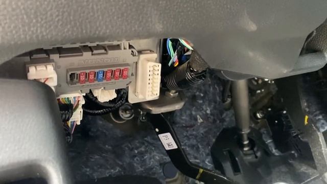 2018 Honda Civic OBD Port Location смотреть онлайн