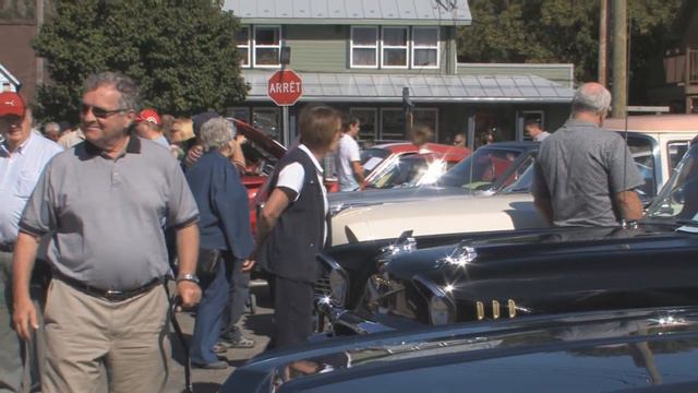 Auto Antique St Sauveur смотреть онлайн