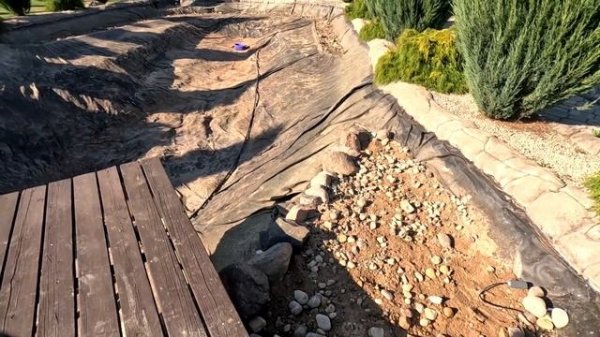 Пруд на Даче Своими руками! Устройство плёночного пруда пошагово! Биоплато!