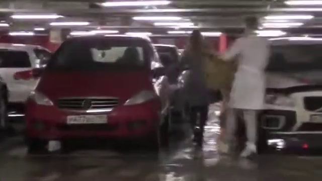 Парень так испугался, что аж попросил лицо замазать 😂😂Кто напишет больше всех коментов скину 5000 смотреть онлайн