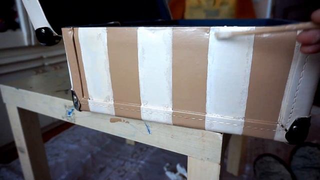 Новая жизнь старой вещи. Перекрасила чемодан. Реставрация мебели смотреть онлайн