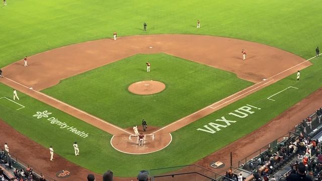 Buster Posey Incredible Home Run at Oracle Park 8/11/21 смотреть онлайн