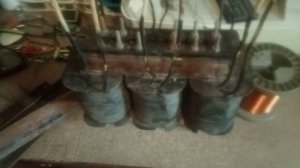 Подарили мощный трёхфазный трансформатор. Буду реставрировать и использовать как разделительный.