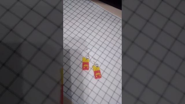 идеи что можно сплести из бисера когда скучно (идеи не мои ?)NastiaBiser:) смотреть онлайн