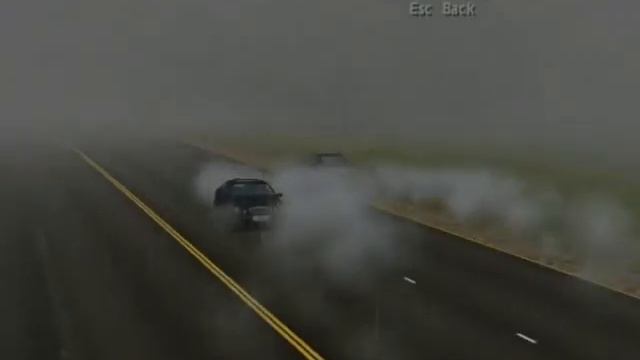 WR Saudi Drift in the rain смотреть онлайн