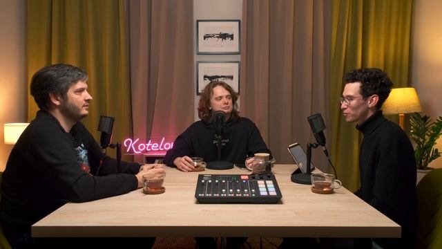 Лямбды, микрофронтенды и, как собеседовать разработчиков | Андрей Мелихов смотреть онлайн