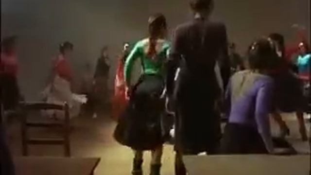 Saura's Carmen, Carmen's factory fight смотреть онлайн