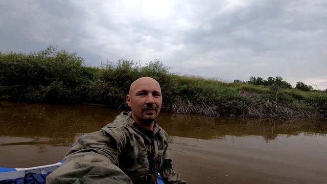 Рыбалка на карася в нано реке или кастинговая сеть американка ловит карасей по кило. Рыбалка 2023 смотреть онлайн