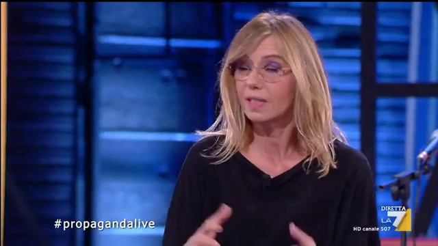 Concita De Gregorio: 'Sulla Treccani alla voce famiglia non c'è scritto tradizionale' смотреть онлайн