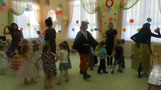 Утренник 8 марта в Детском саду 2013 март смотреть онлайн