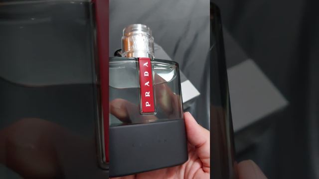 PERFUME PRADA LUNA ROSSA CARBON - PRADA (rápida Opinião)