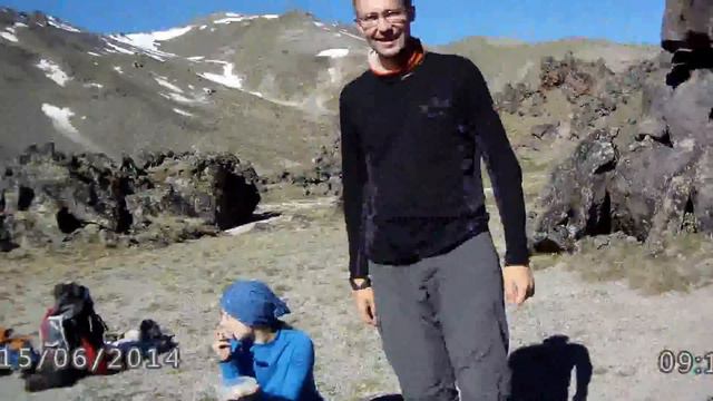 Восхождение на Эльбрус с севера 15,06,2014 после первой ночевки смотреть онлайн