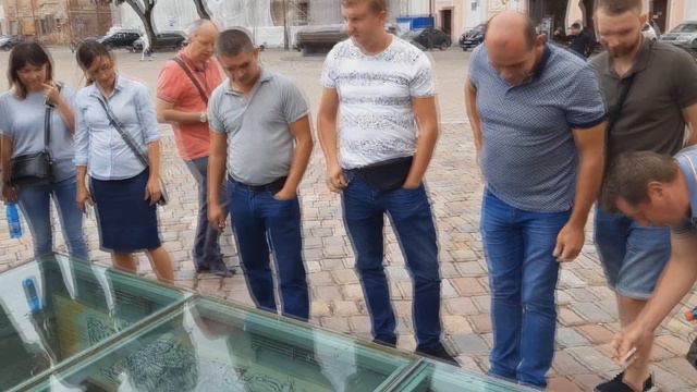 Поїздка на завод Литва смотреть онлайн