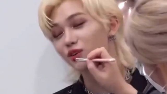 Немного пения Феликса ☺️ (ссылка на автора в описании) смотреть онлайн