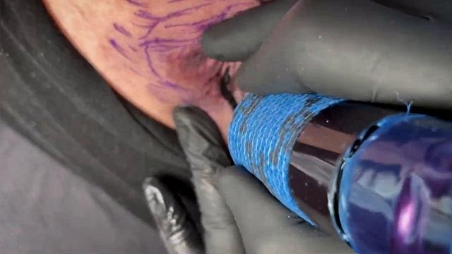 Lion Tattoo sleeve beginning | Time lapse смотреть онлайн