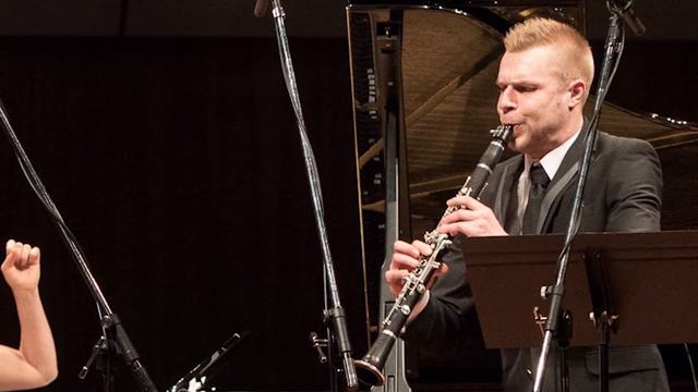 Germaine Tailleferre Arabesque for clarinet and piano смотреть онлайн