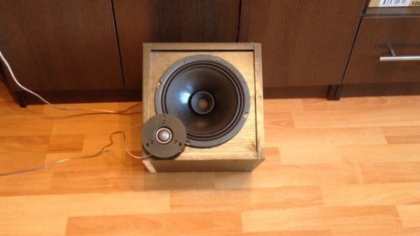 Alphard HWC4-8MA300 и TW 302 SX