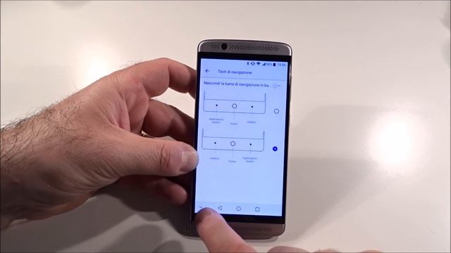 ZTE AXON 7 MINI: la Recensione di Cellulare Magazine смотреть онлайн