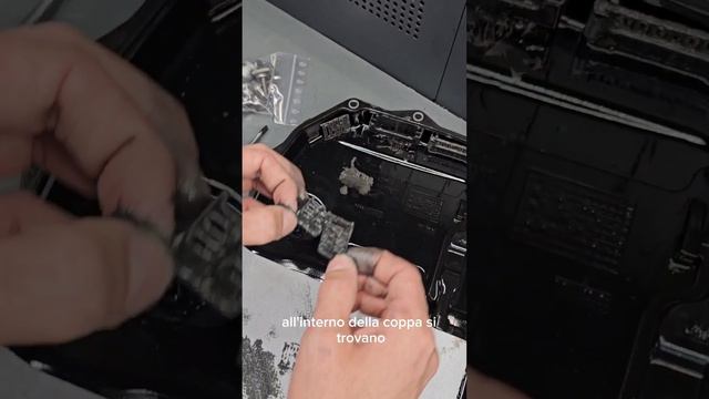 Perché sostituire l'olio cambio automatico - Garage Cocchi смотреть онлайн