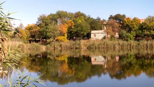 Samsung HMX-W200.MP4 смотреть онлайн