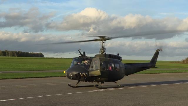 Start Bell UH-1D / Huey | ex. 73+39 | D-HUEY | Flugplatz Walldürn смотреть онлайн