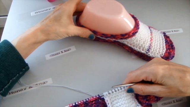 ЛЕТНИЕ ЛЕГКИЕ ТАПОЧКИ СЛЕДОЧКИ НОСОЧКИ НА 2 СПИЦАХ ДЛЯ НАЧИНАЮЩИХ В ПОДАРОК "AVON"! | HONEY AND ANA смотреть онлайн