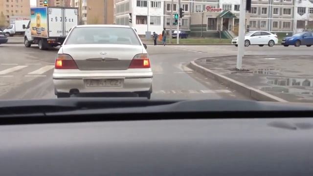 Делаем ставки- налево или направо? смотреть онлайн
