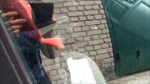 Как очистить стекла от распыленной краски за 1 минуту