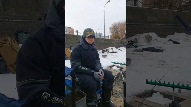 Рыболовный выезд в Братеево. Рыбалка на фидер зимой 2023. Ловля плотвы и Леща смотреть онлайн
