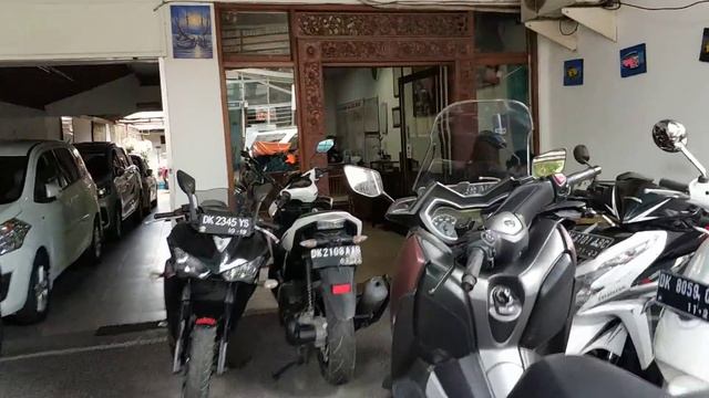 Beautiful and dream island Bali . Rent scooter. Sanur beach . Идём арендовать скутер . смотреть онлайн